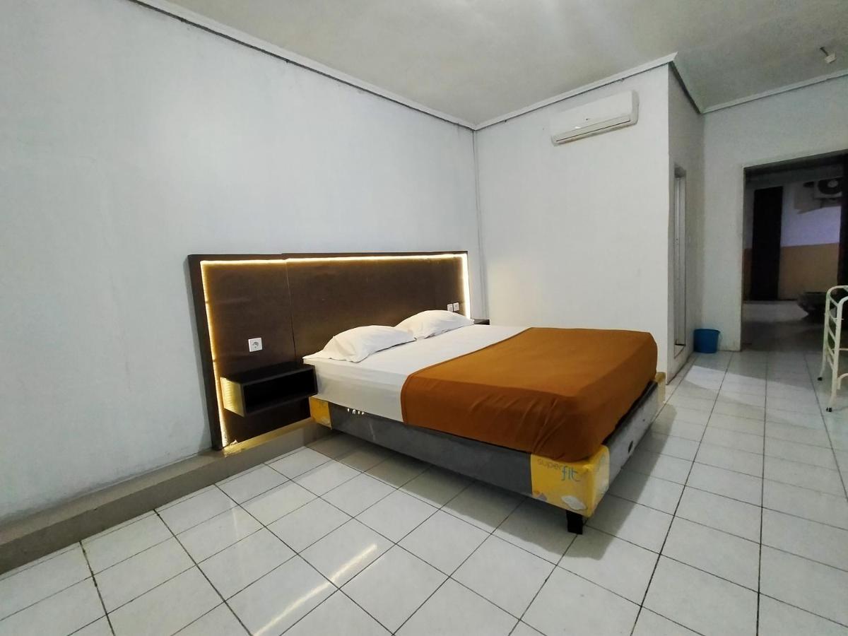 Hotel Nirwana Ternate Redpartner Kültér fotó