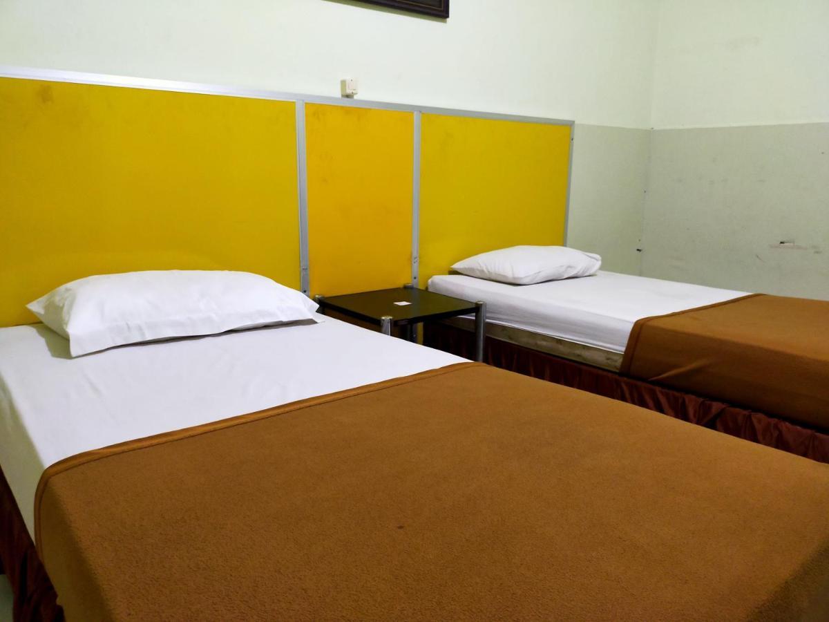 Hotel Nirwana Ternate Redpartner Kültér fotó