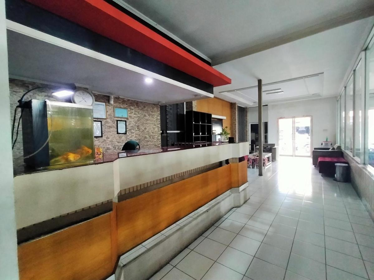 Hotel Nirwana Ternate Redpartner Kültér fotó
