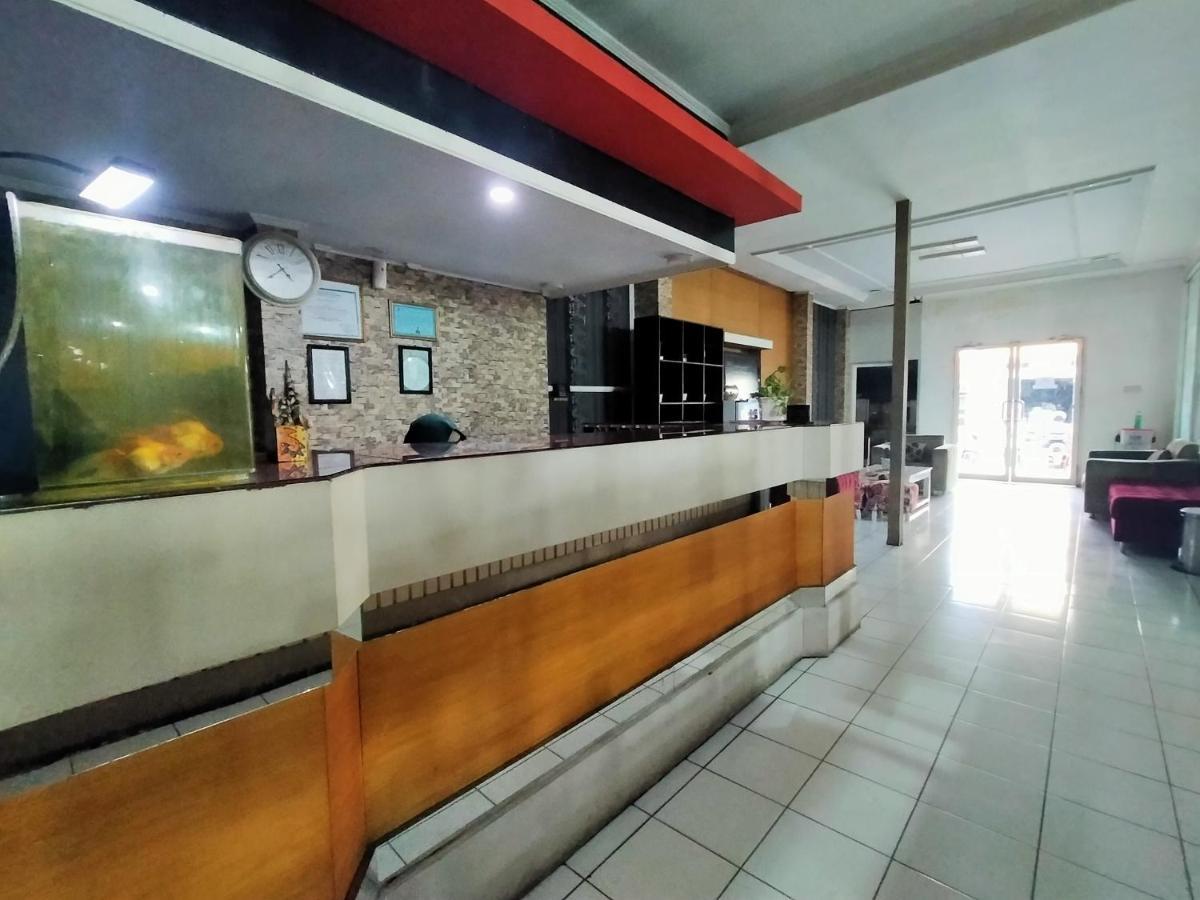 Hotel Nirwana Ternate Redpartner Kültér fotó
