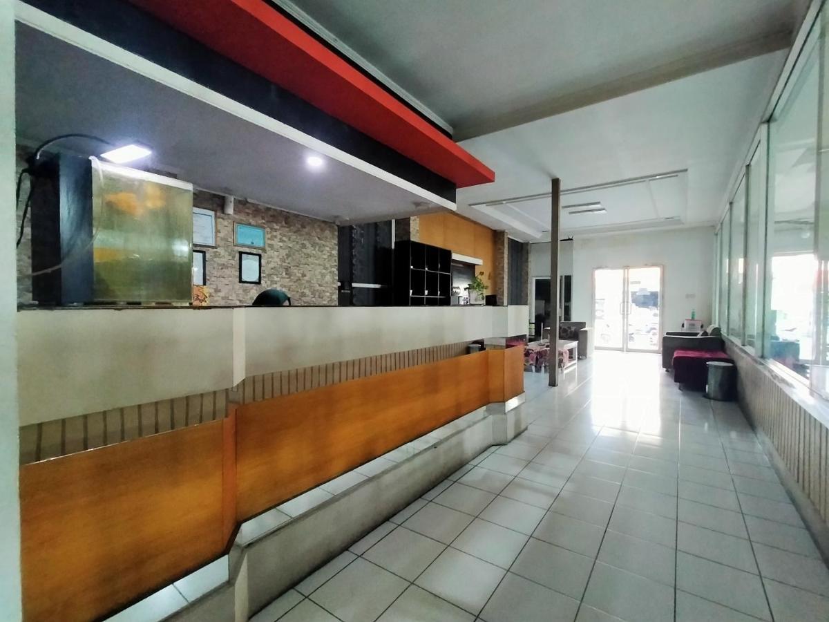 Hotel Nirwana Ternate Redpartner Kültér fotó