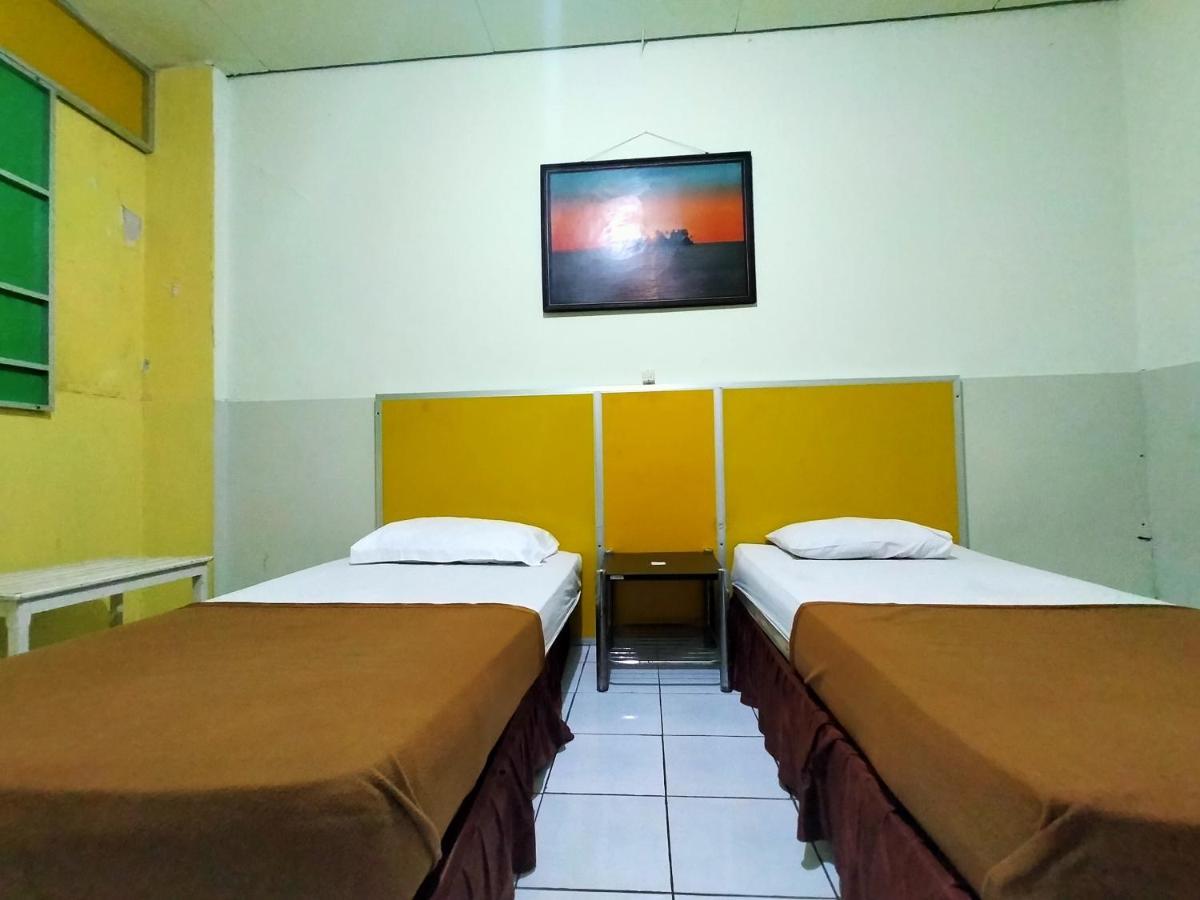 Hotel Nirwana Ternate Redpartner Kültér fotó