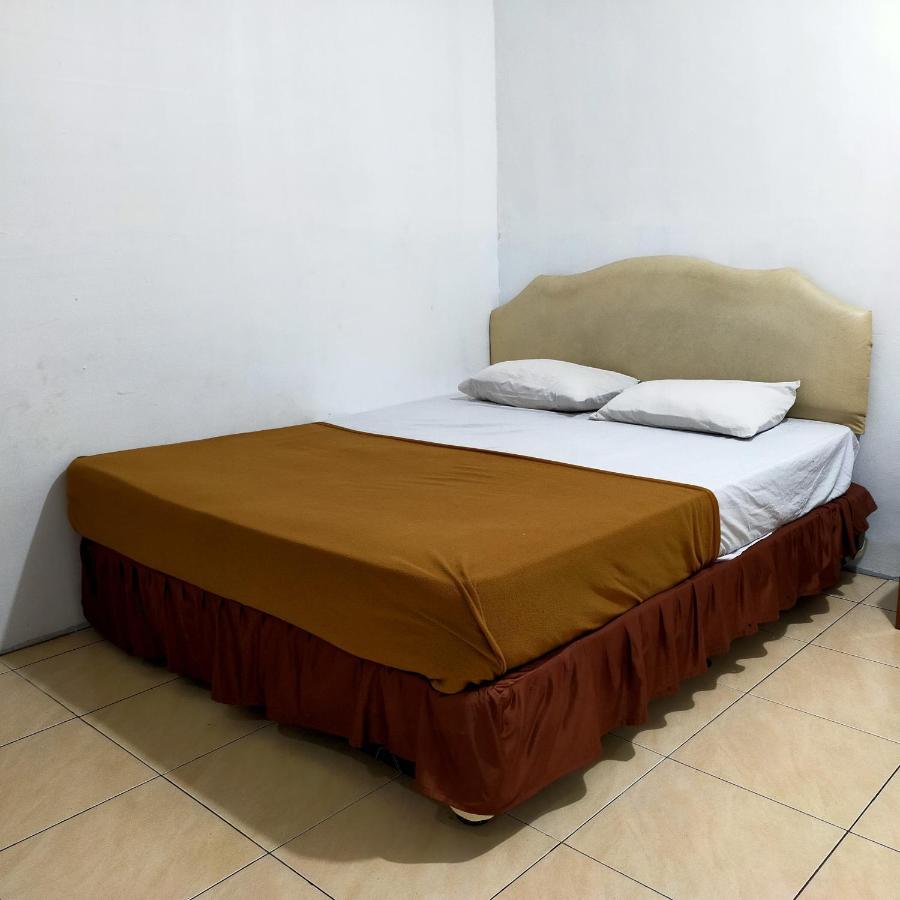 Hotel Nirwana Ternate Redpartner Kültér fotó